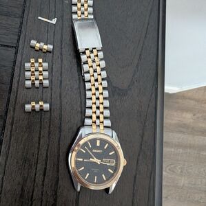 Seiko Two-Tone Black Dial Men's Watch